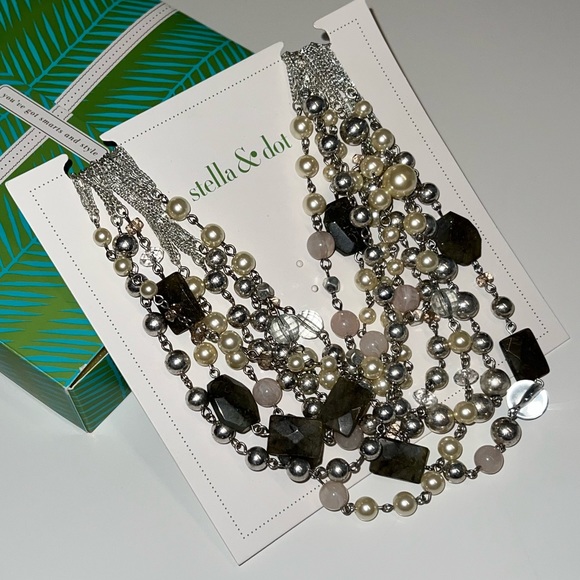 Stella & Dot necklace - Picture 3 of 5